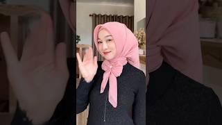 Cara Pakai Hijab Segi empat Simpel tapi Cantik  #shorts #hijabstyle #tutorialhijabsegiempat