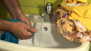 How to Hand Wash Clothes