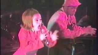 Deee-Lite "Groove Is In the Heart" Live May 1990 NYC