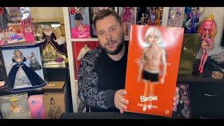 Опередила моду на 20 лет? Распаковка и обзор куклы Barbie Calvin Klein Jeans 1996 года