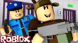 Roblox Adventures / ESCAPING PRISON IN ROBLOX! / REDWOOD PRISON!