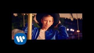 Mason Ramsey - How Could I Not [Official Music Video]