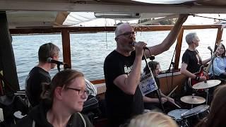 Blanker Hohn auf der Elbe 1 /17.07.2019 / MS Claudia