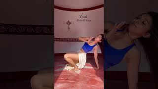 Malasana to chakrasana flow #shortvideo #shortsvideo #shortsfeed #yoga #yogaflow