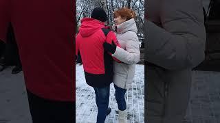 11.01.25г..."Года Бегут"... Ашот Аракелян... звучит на танцполе в Гомельском парке...