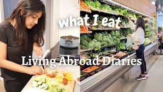 Living Abroad Diaries | What I eat, simple day cleaning my apartment + grocery haul