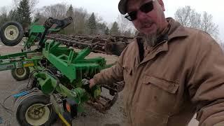 Wing replacement on a Unverferth 1225 rolling harrow @UnverferthMfg @farmingbiker #subscribe