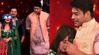 Blindfolded Shehnaaz recognises Sidharth Shukla only by touching #Shorts #Sidnaaz