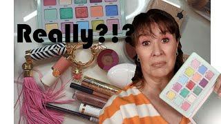 Hot New Stuff - Gehyptes Makeup im Test - ü40 ü50 ü60 - Dr. Bärbel Schäfer