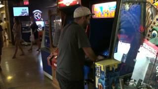 Retro Gaming at the NYNY Arcade in Las Vegas!