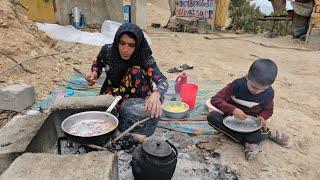 A single mother: Ashraf's efforts for his children and building a house  before the cold season