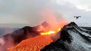 lake on fire:Drone futag video lava in Earth 