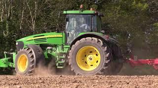 Nice sounding John Deere 7920 with Horsch Drill Drilling Spring Barley