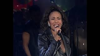 Selena - Bidi Bidi Bom Bom En Vivo