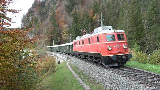 Arlberg Bahnverkehr am 19.10.24 - "Rh 1144 am Container mit Schieber, Fussball 1116, PBV 1110"