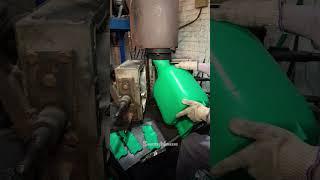 How Green Plastic Jerry Cans Are Made in the Factory