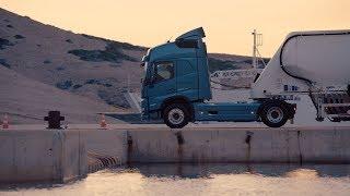 Volvo Trucks – The Volvo FM - A better view of your operations