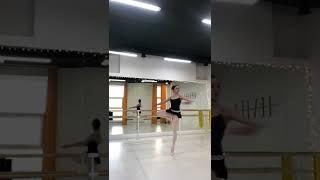 Outstanding Ballet Teacher Katya on her practice #ballet #balletclass #balletdancer #figureskating