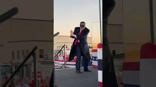  Donald Trump funny dance at MAGA rally in Kinston, North Carolina (Nov 3, 2014)