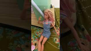 How to make a mini dollhouse for a Barbie doll