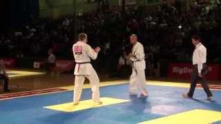 Simon Eriksson 132 (WKO Shinkyokushin Sweden) v Darren Chan 111 (BKK Crawley) Kyokushin Knockdown