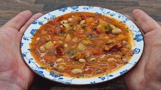 Dicke Suppe mit Bohnen und Wurst, ein Lieblingsgericht spanischer Hausfrauen!