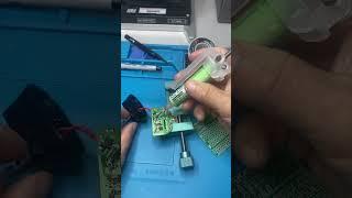 Pulling a burned Capacitor from a charger controller #digytronix #microsoldering #electronicsrepair