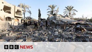 Israeli military carries out wave of attacks in Gaza | BBC News