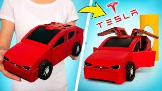 Estiloso Carro Tesla DIY de Papelão