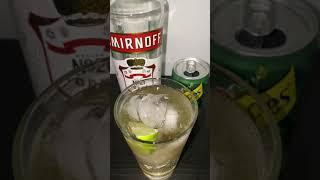 Smirnoff Vodka & Schweppes Ginger Ale drink