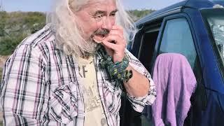 REISEN statt ALTERSHEIM - Peter (74) lebt im VW Bus