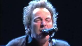 Bruce Springsteen - Radio Nowhere - The Ties That Bind (28-11-07 Milan)
