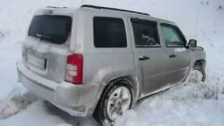 Jeep Patriot OFF-Road on the virgin snow