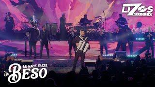 Banda MS de Sergio Lizárraga – Le Hace Falta Un Beso (En Vivo)