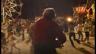 Texas Chainsaw 3D - Carnival Scene