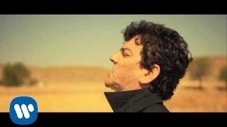 El hombre de negro (con Urrutia, Calamaro y Bunbury) (Video