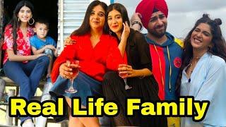 Nimrat Kaur Ahluwalia Real Life Family  Bigg Boss 16 Contestant