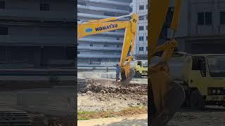 excavator near me komatsu. #4k