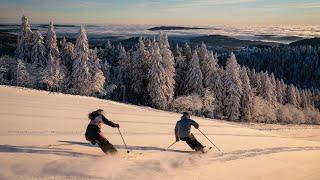 Skigebiet Feldberg - Abfahrt vom Seebuck mit grandioser Aussicht. Skier an und los geht's!