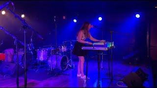 Jennasen - Watch Me Walk Away (Live Performance)