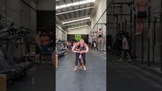 #liftcarry | Strong girl lift and carry her friend in gym | #liftcarry #koalachallenge #piggyback