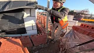 Can you lay 2000 bricks in a day? #bricklaying #Brickwork #pricework