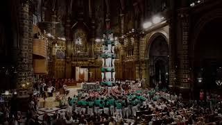 4de8 amb l'agulla dels Castellers de Vilafranca a Montserrat