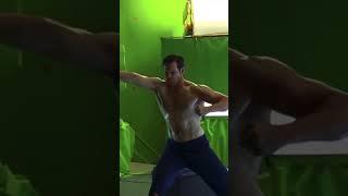 Henry Cavill Green Screen Magic | From Studio to Movie Scene  || HenryCavill #GreenScreenMagic #VFX