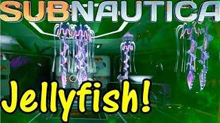 Let's Play Subnautica #15: Jellyfish!