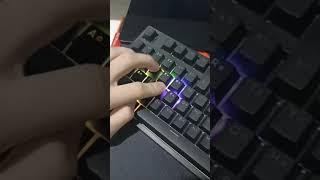 Продаю новую клавиатуру KEYROX TKL CLASSIC RED SQUARE