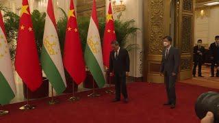 Chinese premier meets Tajikistan president in Beijing