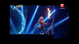 Hot pole dance on Ukraine got talent 2013 final by Anastasia Sokolova (šokis ant stulpo)