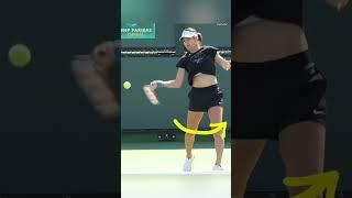 #emmaraducanu #tennisforehand Use your hips to generate power