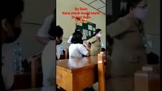 Detik detik Bu Guru kena prank murid murid di Hari Guru